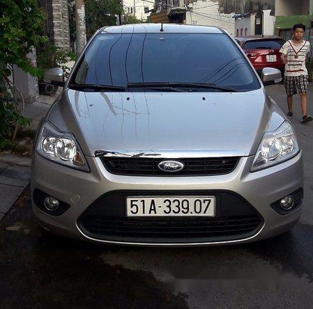 Cần bán xe cũ Ford Focus đời 2012, màu bạc