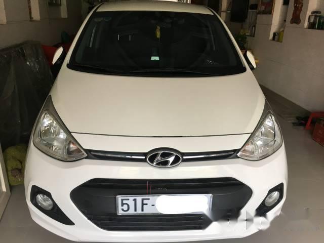 Cần bán Hyundai Grand i10 1.2 AT đời 2015, xe đẹp