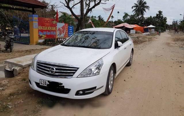 Chính chủ bán Nissan Teana 2.0AT sản xuất 2010, màu trắng, xe nhập