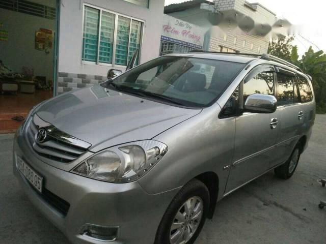 Bán xe Toyota Innova G 2011, giá cạnh tranh