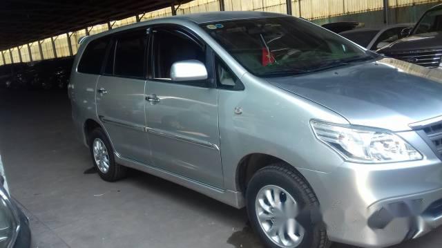 Không có nhu cầu bán xe Toyota Innova 2014 số sàn, giá tốt