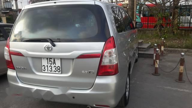 Cần bán gấp Toyota Innova năm 2014 giá cạnh tranh