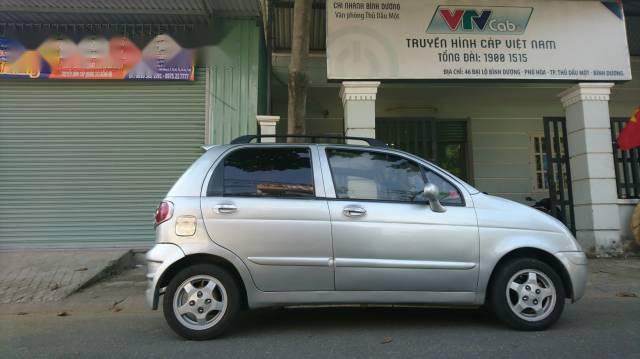 Cần bán gấp Daewoo Matiz năm 2003, màu bạc