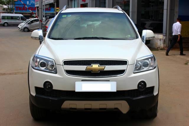 Cần bán gấp Chevrolet Captiva LT 2.4MT đời 2008, màu trắng số sàn