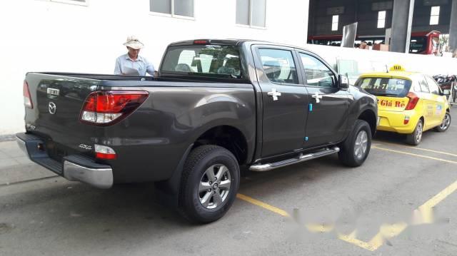 Bán xe Mazda BT 50 2017, số sàn, giá tốt