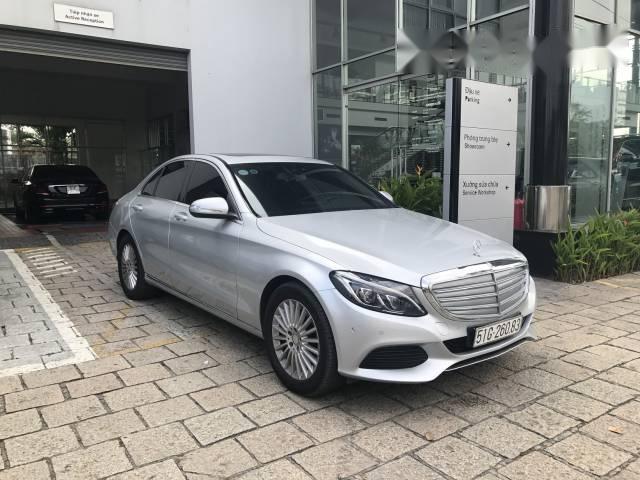 Bán Mercedes C250 năm 2015, màu bạc, nhập khẩu