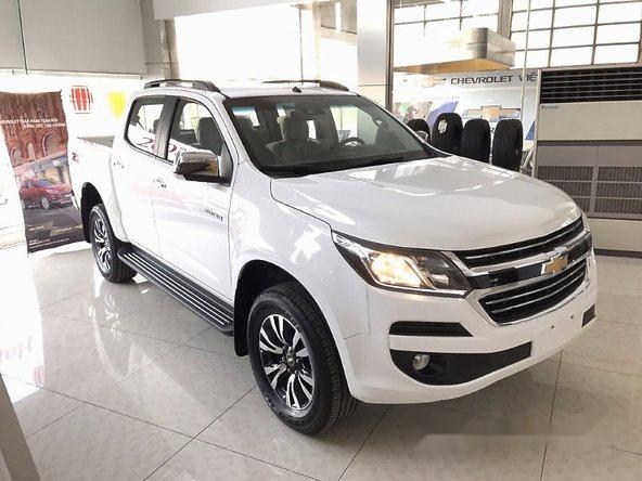 Cần bán Chevrolet Colorado MT đời 2017, mới 100%