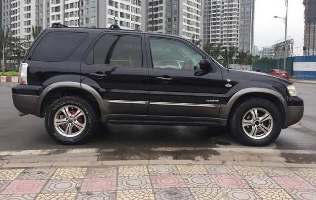 Bán ô tô Ford Escape XLT AT đời 2005, màu đen chính chủ