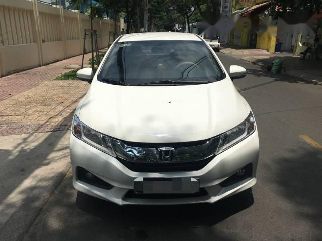 Gia đình bán xe Honda City 1.5CVT năm 2016, màu trắng