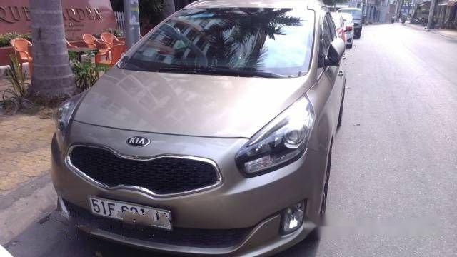 Bán xe Kia Rondo AT sản xuất 2016, màu xám số tự động