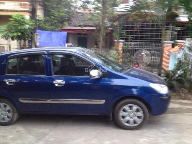 Gia đình cần bán Hyundai Getz đời 2010, màu xanh lam