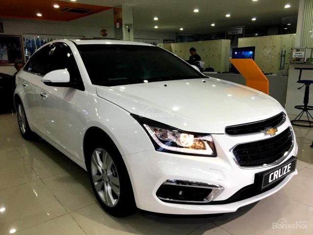 Bán Chevrolet Cruze LTZ 1.8L đời 2017, trả góp lên đến 100%