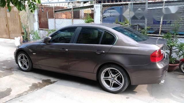 Bán xe BMW 325i đời 2008, số tự động, điều khiển điện toàn bộ, màu nâu titan