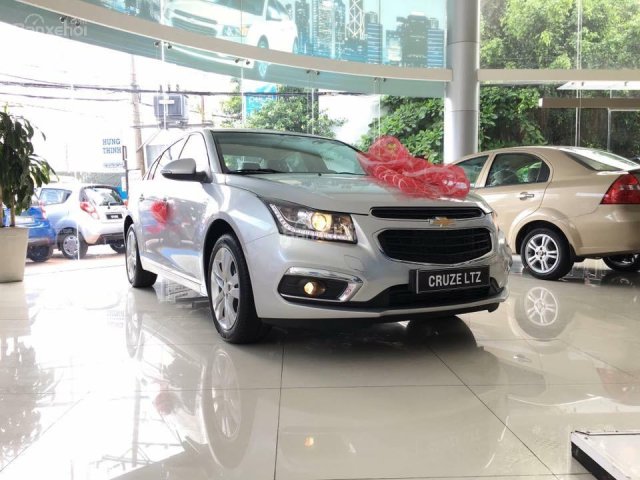 Vay 90% - Bán Chevrolet Cruze LT - Trả trước 100tr