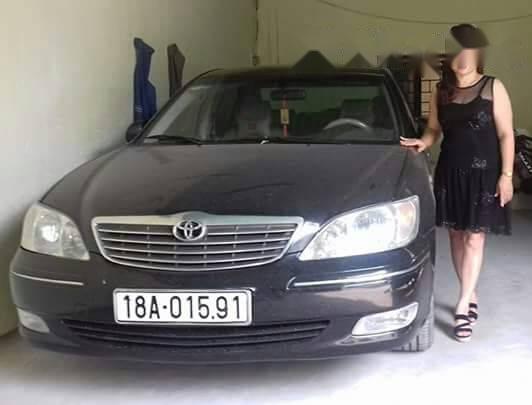 Bán xe Toyota Camry đời 2003, màu đen, nhập khẩu