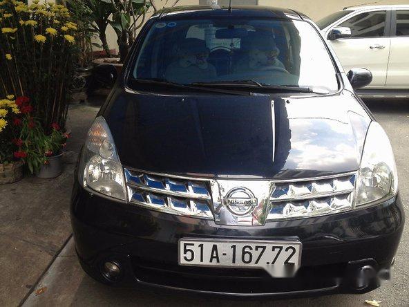 Cần bán xe Nissan Livina đời 2011, màu đen