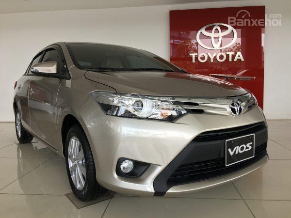 Bán Toyota Vios 1.5G AT sản xuất 2018, màu vàng, giá tốt