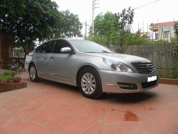 Cần bán gấp Nissan Teana đời 2011, màu bạc, nhập khẩu như mới 