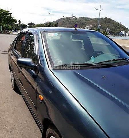 Cần bán xe cũ Fiat Siena sản xuất 2001, màu xanh lam, giá 100tr