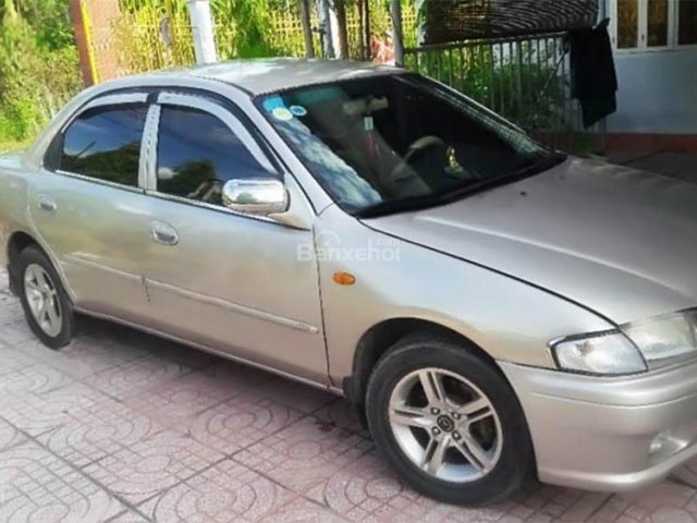 Chính chủ bán xe Mazda 323 năm 2000 giá cạnh tranh