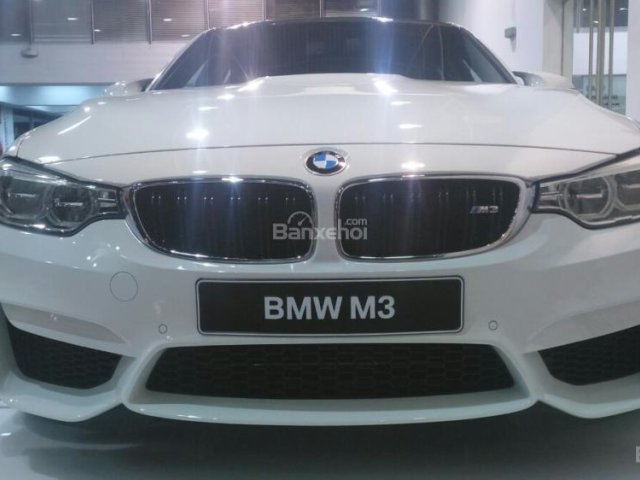 Bán xe BMW M3 Sedan, màu trắng, nhập khẩu chính hãng