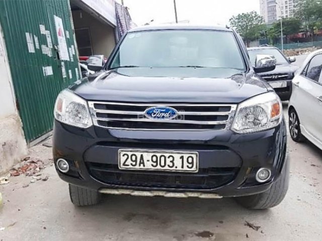 Bán xe cũ Ford Everest sản xuất 2013, màu đen