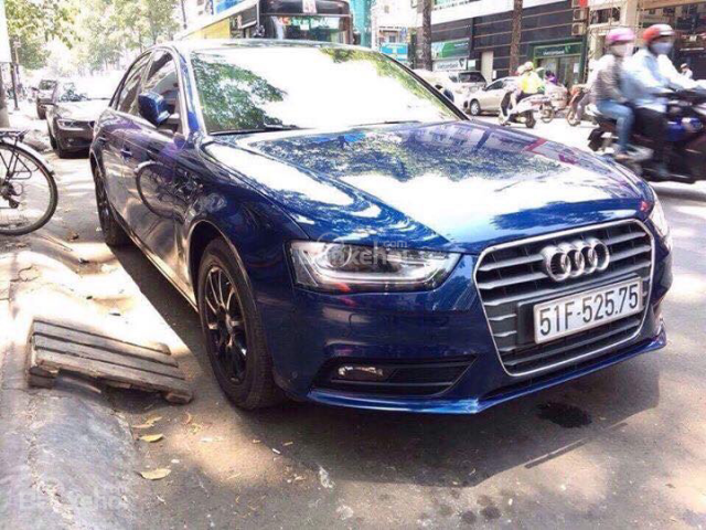 Cần bán ô tô Audi A4 cuối 2015 xanh lam, nhập khẩu nguyên chiếc, giá cực tốt