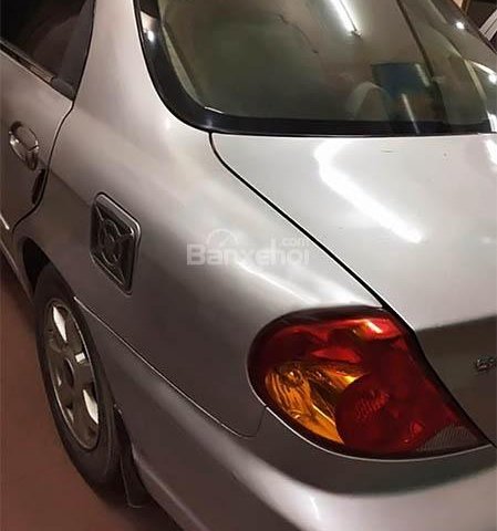 Bán xe Kia Spectra đời 2004, màu bạc chính chủ