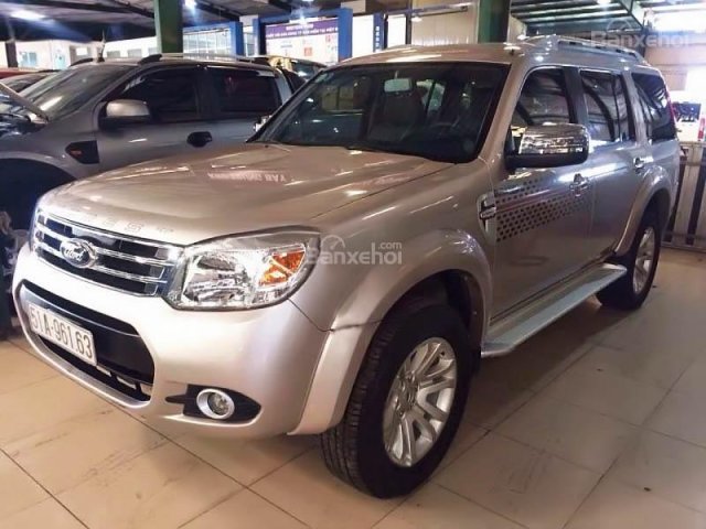 Bán Ford Everest MT đời 2014, màu hồng số sàn