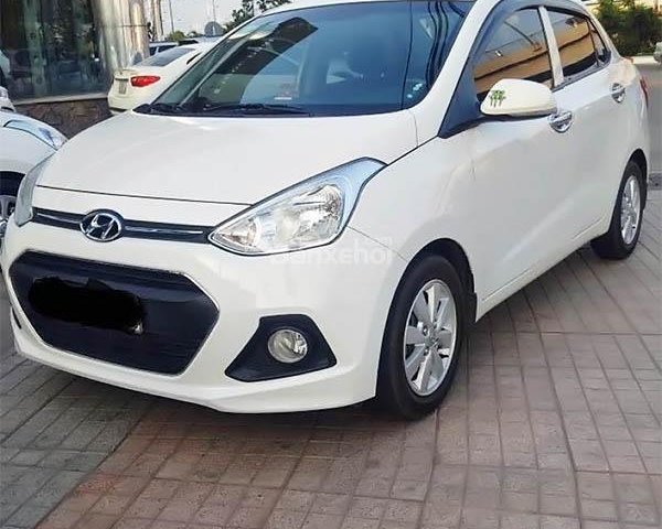 Bán xe Hyundai Grand i10 đời 2015, màu trắng, nhập khẩu 