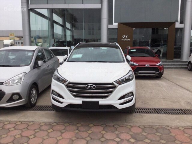 Hyundai Lê Văn Lương - Bán xe Hyundai Tucson 2.0AT 2017. LH ngay 0973101578 để được giá đẹp