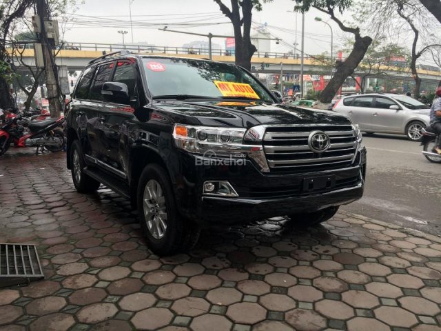 Bán Toyota Land Cruiser VX 5.7 V8 AT đời 2017, màu đen, nhập Mỹ mới 100%, giá siêu tốt, giao xe ngay LH: 0902.00.88.44