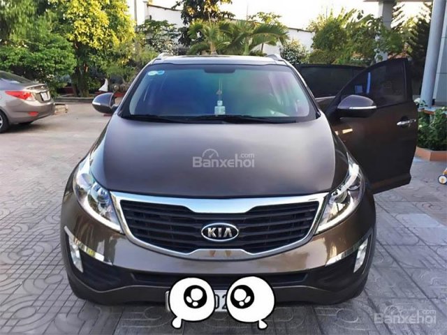 Cần bán lại xe Kia Sportage sản xuất 2011, màu nâu 