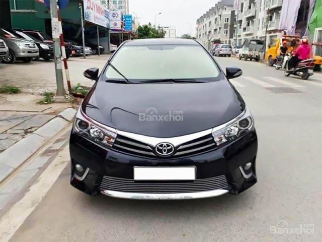 Bán Toyota Corolla Altis 2.0V, sản xuất 2016, chính chủ sử dụng, xe gần như mới