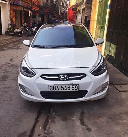 Cần bán gấp Hyundai Accent AT đời 2014, màu trắng, xe nhập, giá tốt