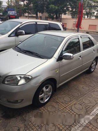 Bán xe cũ chính chủ Toyota Vios MT năm 2003, màu bạc