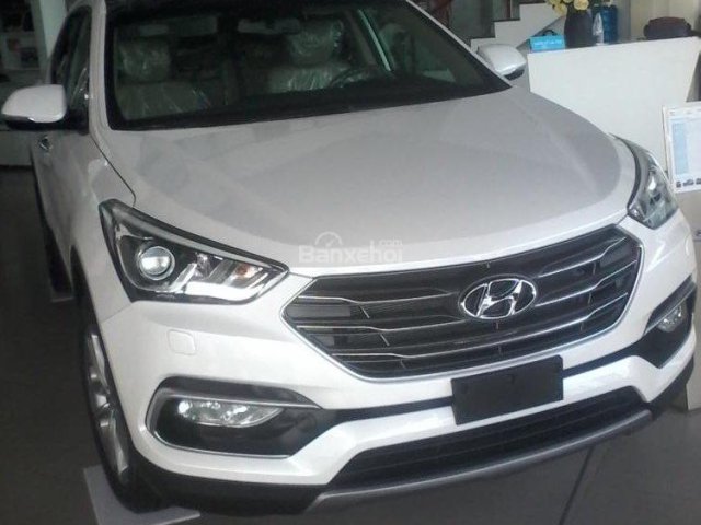 Bán Hyundai Santa Fe 2WD đời 2017, màu trắng