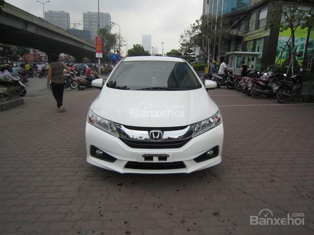 Cần bán Honda City sản xuất 2017, màu trắng, hỗ trợ trả góp 70%