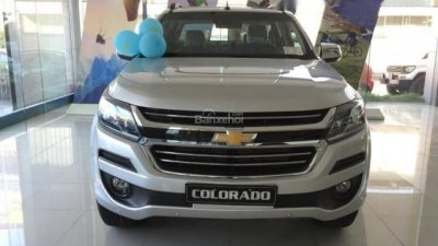 Bán Chevrolet Colorado 2.5 MT giá 649tr. Bao ngân hàng 24 h, thủ tục đơn giản, ưu đãi khách Bình Phước