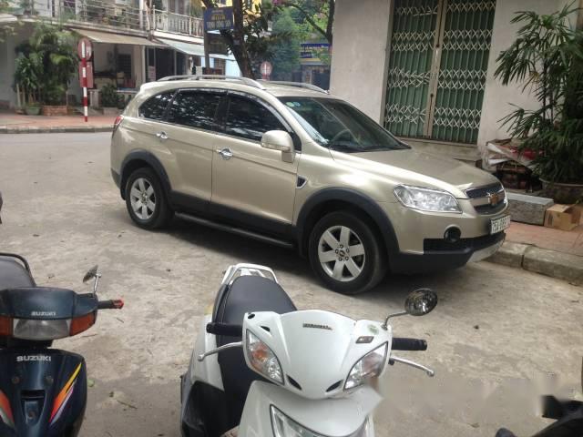 Cần bán gấp Chevrolet Captiva đời 2007, màu ghi vàng 