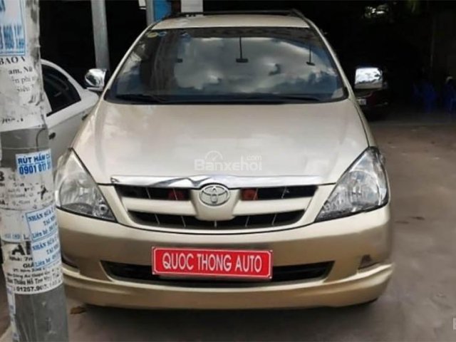 Cần bán lại xe Toyota Innova G đời 2006, màu vàng số sàn, 410tr