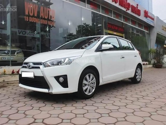 Bán Toyota Yaris 1.3AT đời 2015, màu trắng, xe nhập, giá chỉ 645 triệu