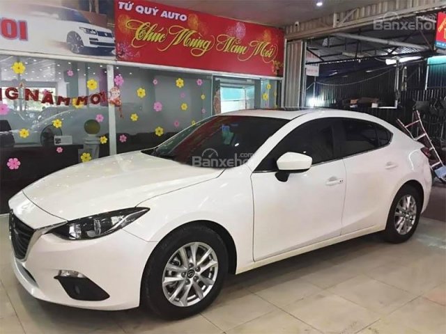 Tứ Quý Auto hiện đang bán xe Mazda 3 1.5AT 2015, màu trắng ngọc trai, số tự động