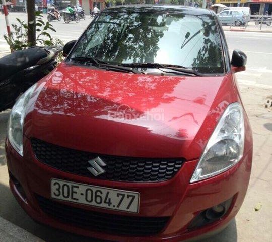 Cần bán lại xe Suzuki Swift đời 2016, màu đỏ chính chủ