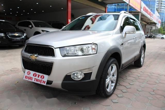 Bán xe Chevrolet Captiva LTZ SX 2012, số tự động, 590tr