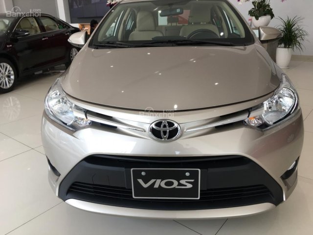 Bán xe Toyota Vios 2017, tặng phí trước bạ 100%, tặng BH, PK, trả trước 130tr giao ngay tại Tây Ninh