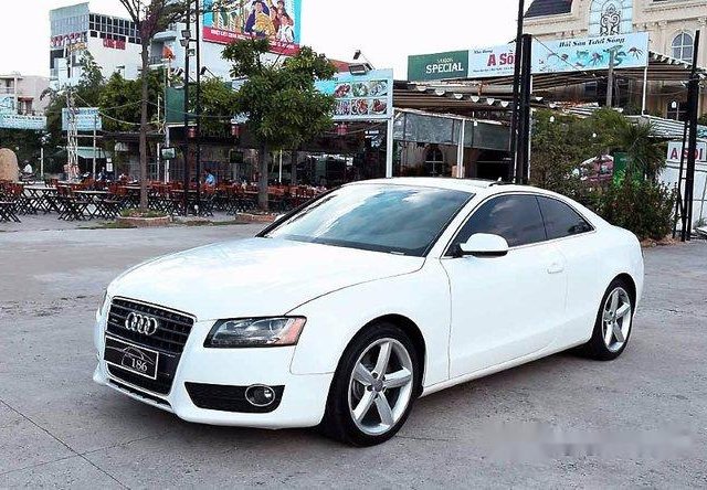 Bán Audi A5 năm 2010, màu trắng, nhập khẩu