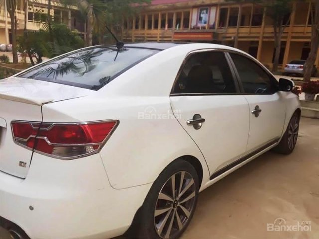 Bán Kia Forte EX 1.6MT đời 2010, màu trắng số sàn