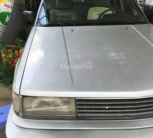 Bán xe Nissan Bluebird đời 1989, màu bạc, nhập khẩu số sàn