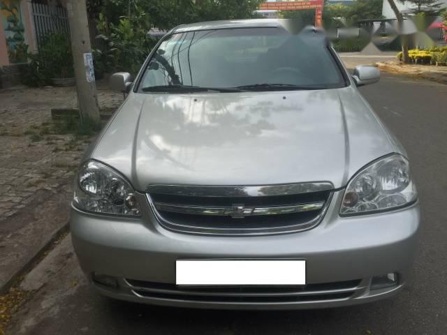 Bán xe cũ Chevrolet Lacetti MT đời 2012, màu bạc như mới